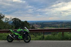  Kawasaki Ninja 400 (2021)