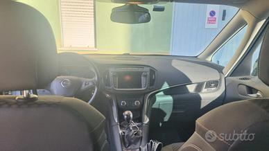 OPER ZAFIRA MTURBO 1,6 BENZINA / METANO 7 POSTI