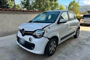Renault Twingo 1.0 SCe 70CV - 2019 Incidentata