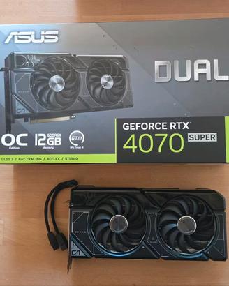 Scheda video ASUS Dual RTX 4070 SUPER OC 12GB