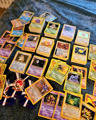 Pokemon Lotto 300 carte (Leggi descrizione)