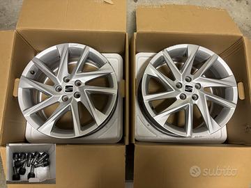 N°2 Cerchi 17" Seat Ibiza FR 2022 - 7Jx17H2-N ET51