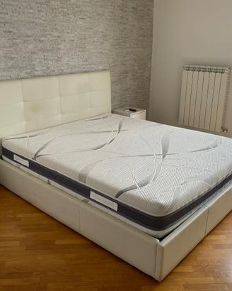 Letto matrimoniale contenitore con materasso
