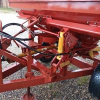 Spandiconcime, Voltafieno, Rotofalce