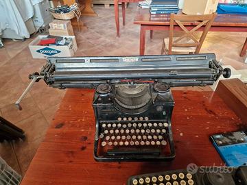 MACCHINA DA SCRIVERE