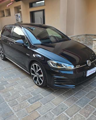 Volkswagen Golf GTD 2.0 TDI DSG 5p. BlueMotion Tec
