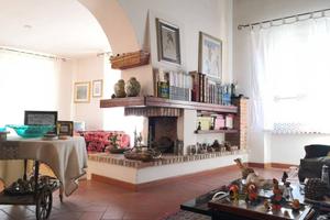 Villa di 319 m² con più di 5 locali a Panicale