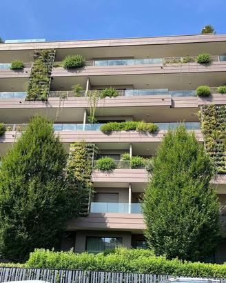 Appartamento di 150 m² con 4 locali e box auto a V