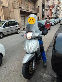 Beverly 300 anno 2020