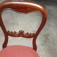 tavolo e sedie da antiquariato 