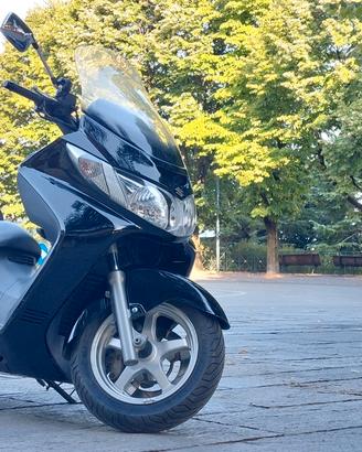 Suzuki Burgman 400 K5