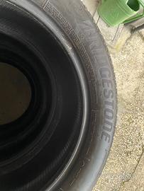 Gomme brigestone estive 245/50/19