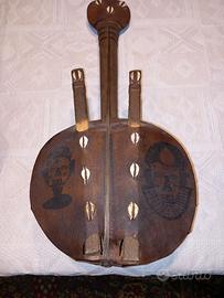 2 strumenti musicali a corda etnico antico african