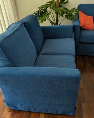2 divani DOIMO blu sfoderabili 2 e 3 posti 