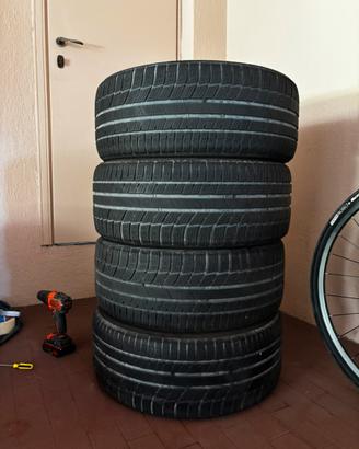 4gomme termiche invernali Toyo Snowprox 225/45 R17