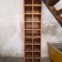 libreria a colonna o porta CD o bottiglie 