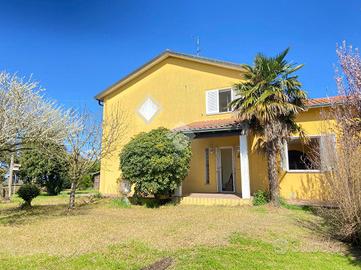 VILLA SINGOLA A OSTELLATO