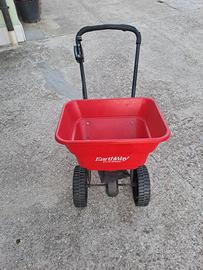 Spargi concime e seminatrice