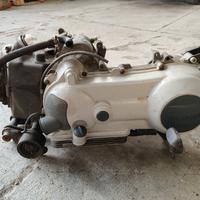 Motore Piaggio 150
