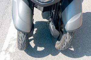 Scooter Yamaha 125 Tricity grigio antracite