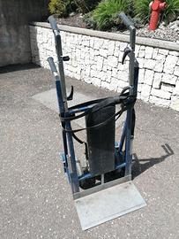 Carrello saliscale a batteria Cargo Master A 3101