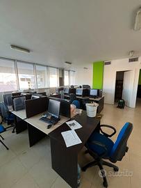 Ufficio con garage nel cuore di Quattrom