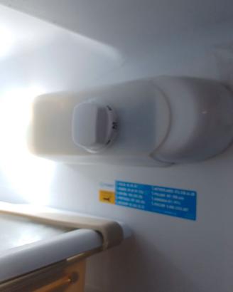 Frigo a incasso indesit