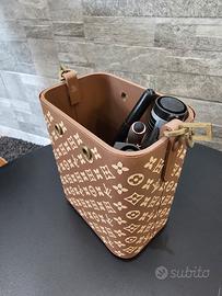 Porta penne stile Louis Vuitton