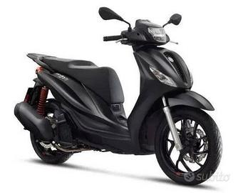 Piaggio Medley 200