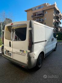 Opel vivaro