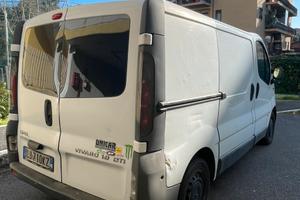 Opel vivaro