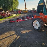 Ranghinatore andanatore stellare per trattore