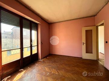 CASA INDIPENDENTE A BENNA
