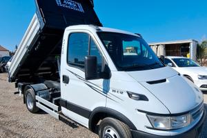 IVECO DAILY 35C12 RIBALTABILE TRILATERALE