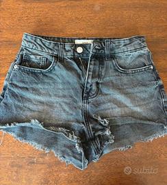Shorts in denim a vita alta, taglia 40, Tally Weji