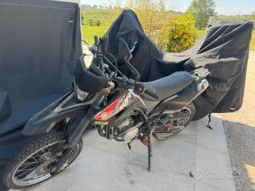 Yamaha wr 125 r