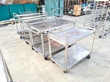 vari carrelli di servizio usati