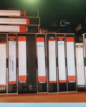10  VIDEOCASSETTE VHS  IN  VARI FORMATI