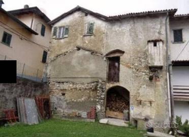 Immobile in asta di 47 m² con 2 locali a Taverneri