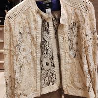 giacca con inserti in pizzo 