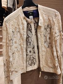 giacca con inserti in pizzo 