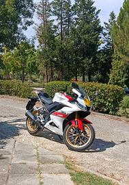 Yamaha yzf r125 60th anniversary 