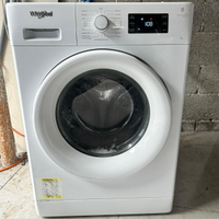 LAVATRICE WHIRLPOOL  MODELLO SLIM SALVASPAZIO  7KG