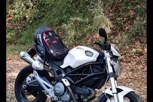 monster 696