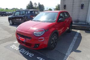 FIAT 600e Red