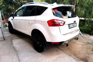 Ford kuga titanium