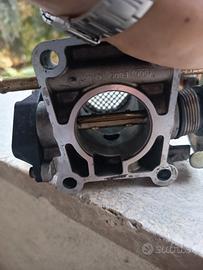 corpo farfallato Nissan Micra k11 benzina 