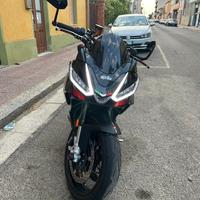Aprilia Tuono 660 versione factory 2022