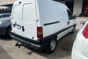 Fiat Scudo 2.0 con Gancio Traino Furgoncino