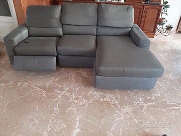 Divano angolare con penisola 